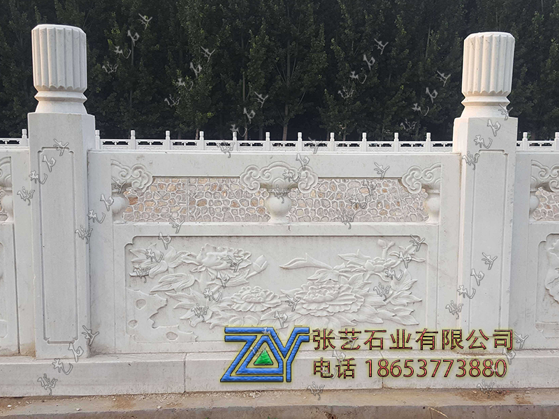 漢白玉欄桿