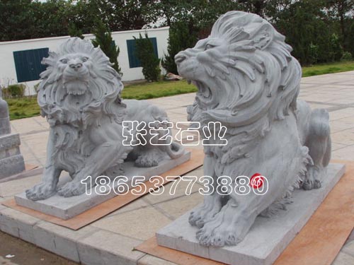 石雕石獅子