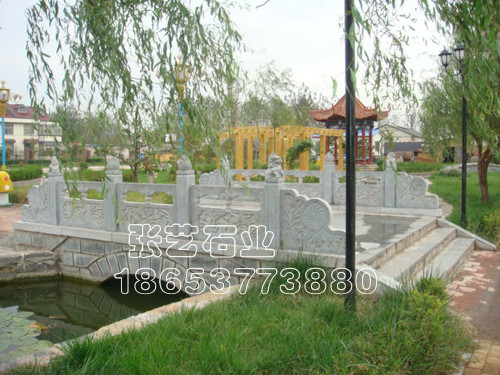 欄板護(hù)欄
