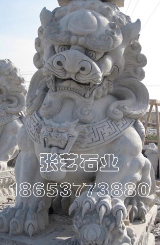 石雕石獅子