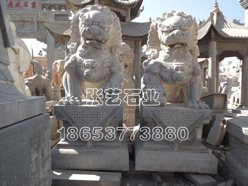 石雕石獅