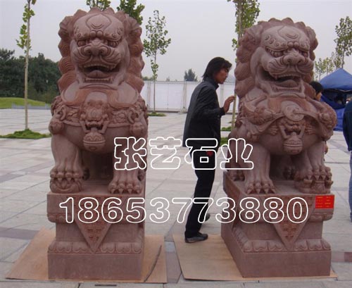 石雕石獅