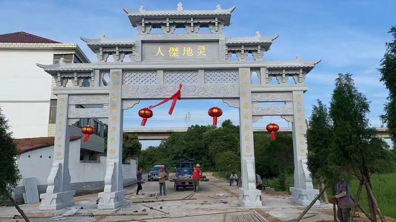石雕牌坊